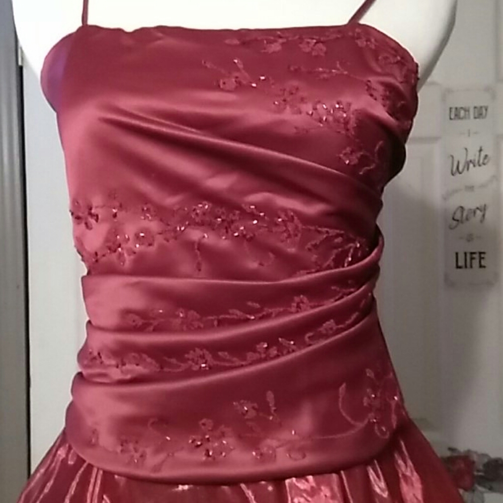 Fiesta - Picture 3 of 5